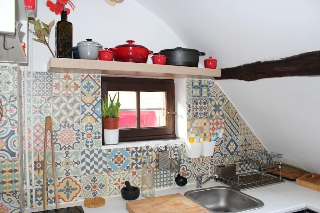 Charmant Appartement Vieux Тур Экстерьер фото