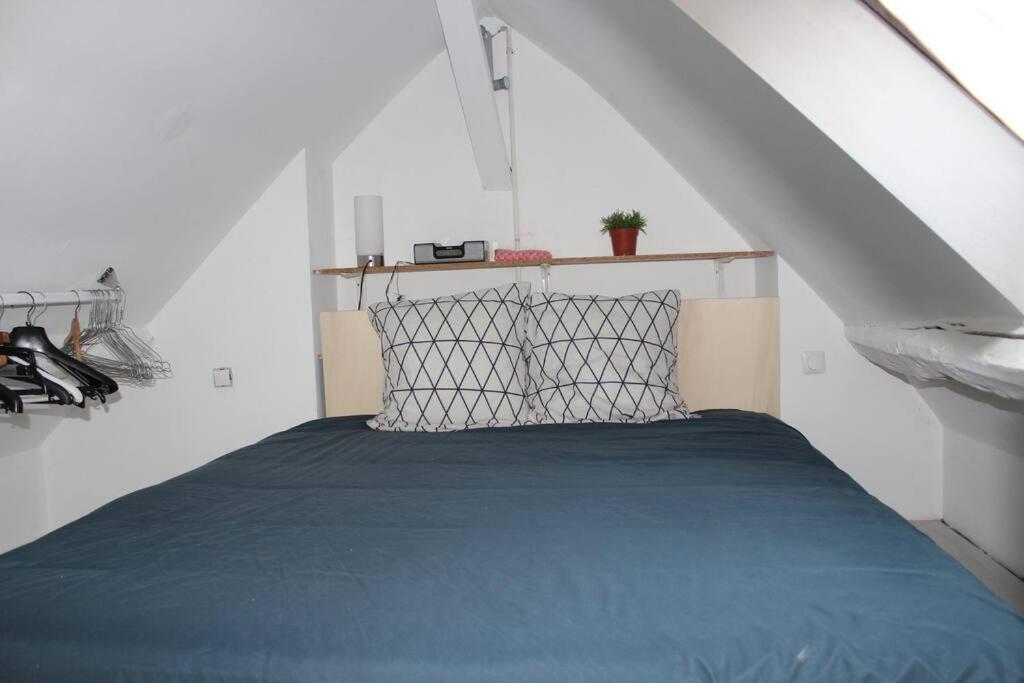Charmant Appartement Vieux Тур Экстерьер фото