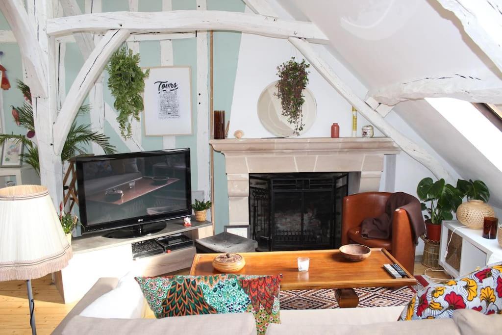 Charmant Appartement Vieux Тур Экстерьер фото