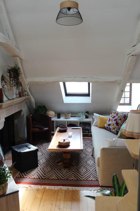 Charmant Appartement Vieux Тур Экстерьер фото