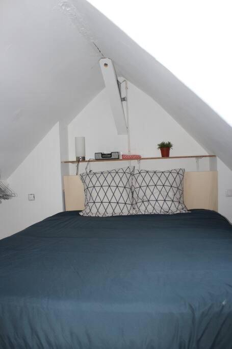 Charmant Appartement Vieux Тур Экстерьер фото